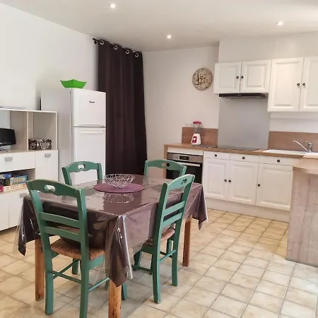 La Maisonette *