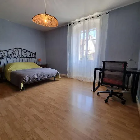 La Maisonette *